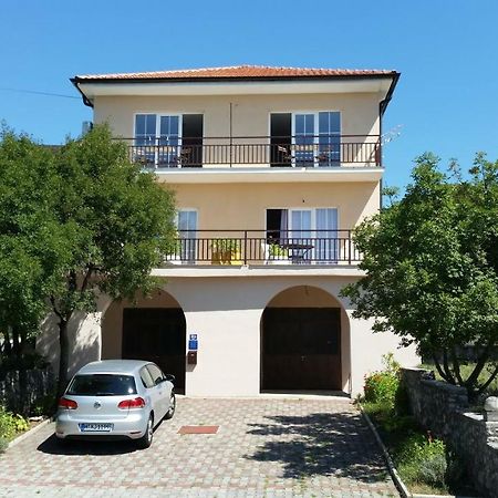 שמריקה Apartments Claudia מראה חיצוני תמונה