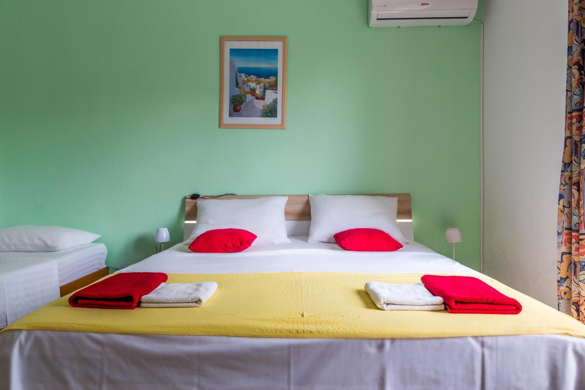 שמריקה Apartments Claudia מראה חיצוני תמונה