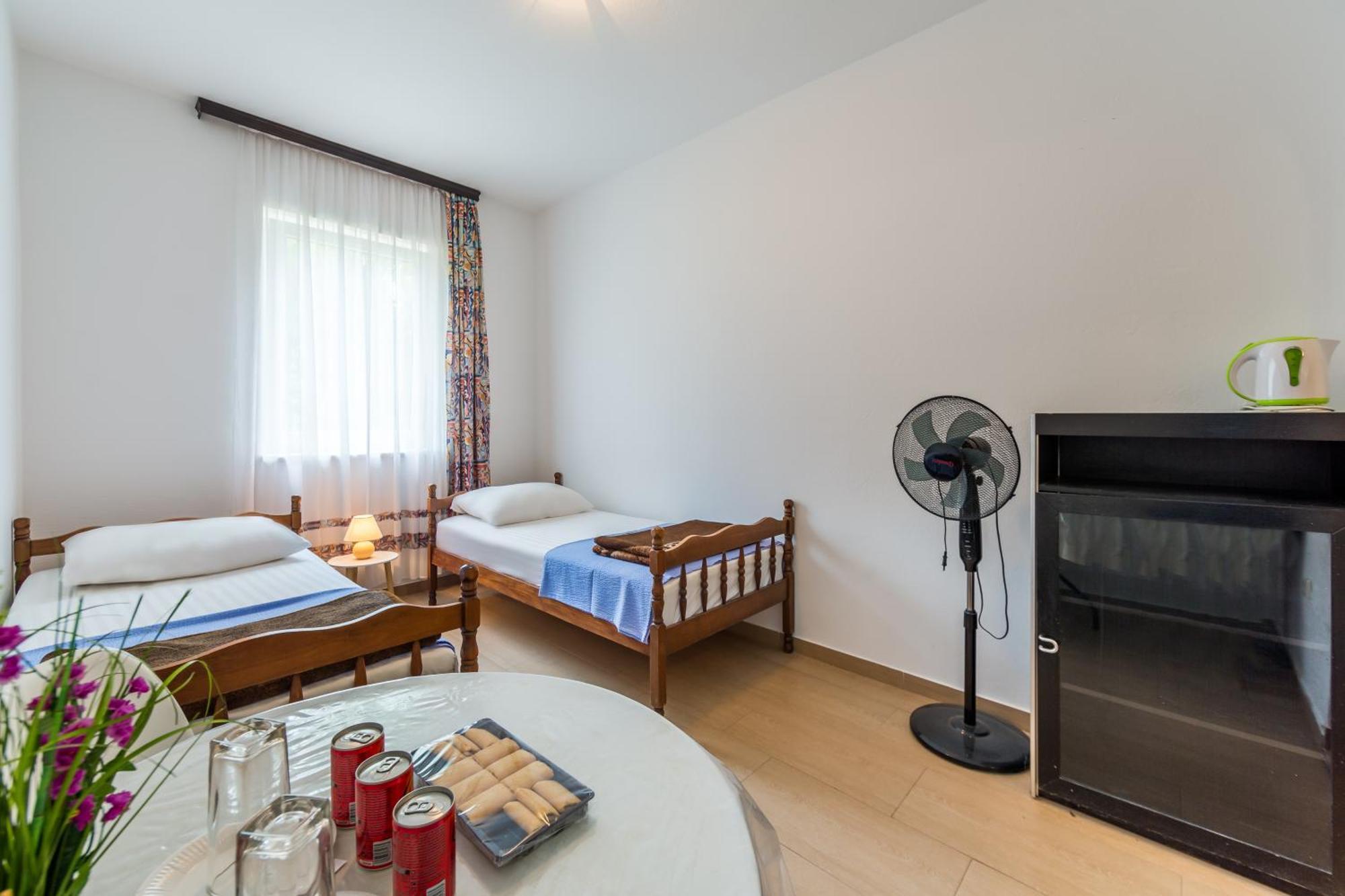 שמריקה Apartments Claudia מראה חיצוני תמונה