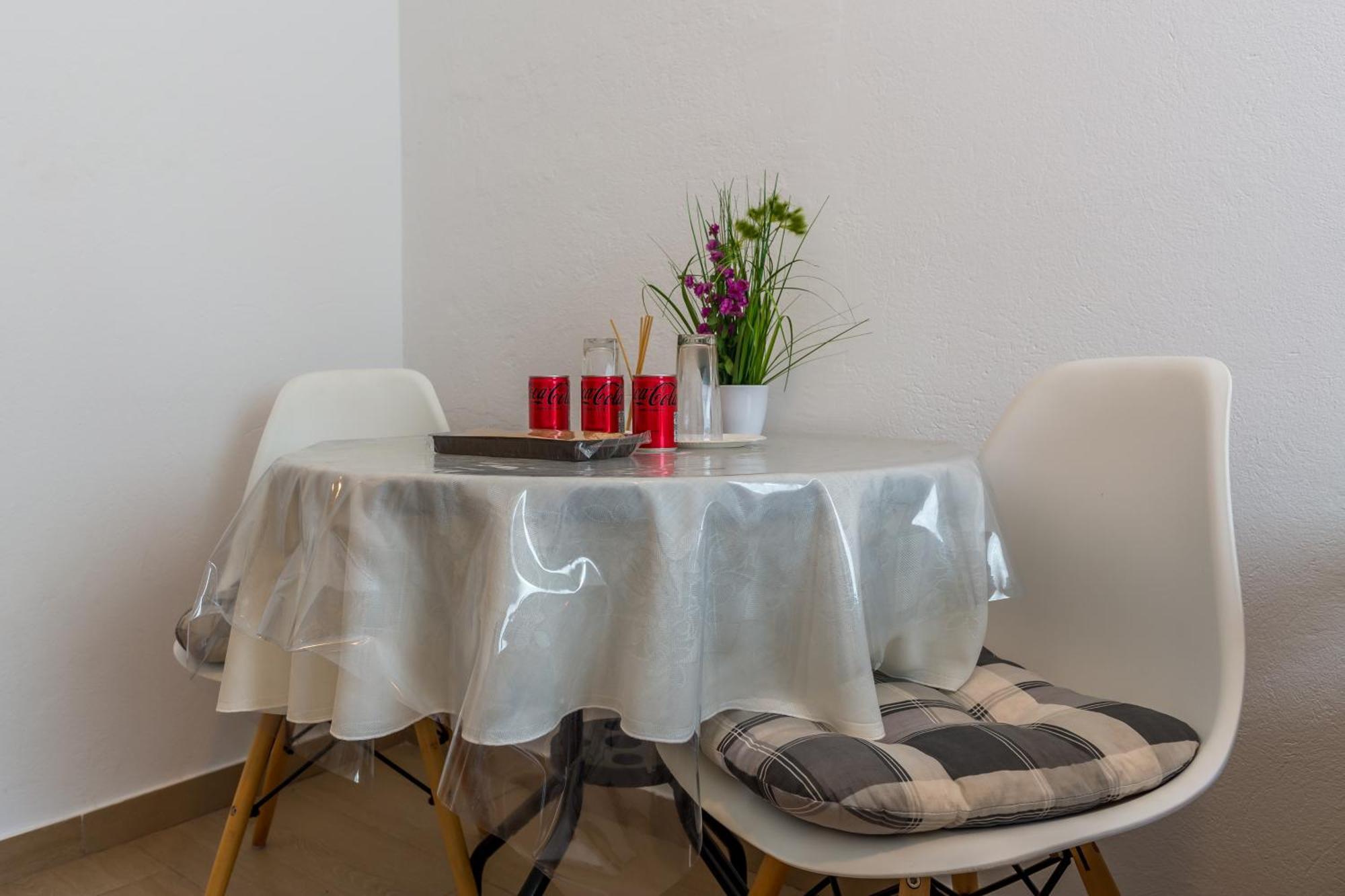 שמריקה Apartments Claudia מראה חיצוני תמונה