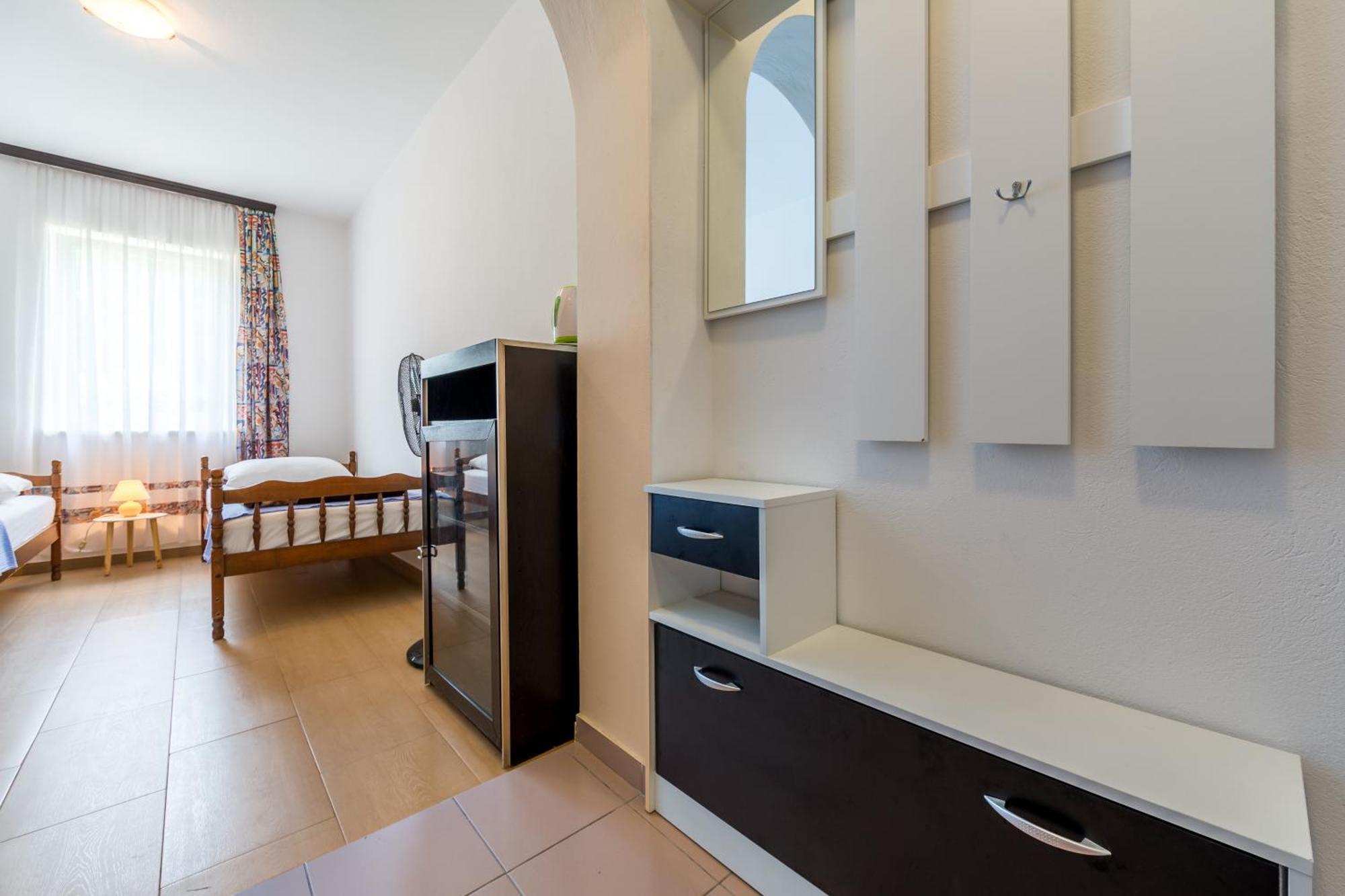 שמריקה Apartments Claudia מראה חיצוני תמונה